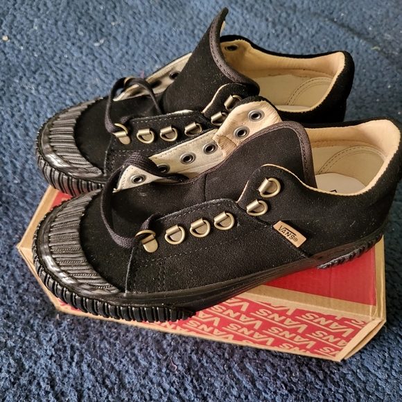 Vans Aubin 35 DC Black Women 5 Authentic Factory Collection VNOA4UULUL1 … - Picture 7 of 7